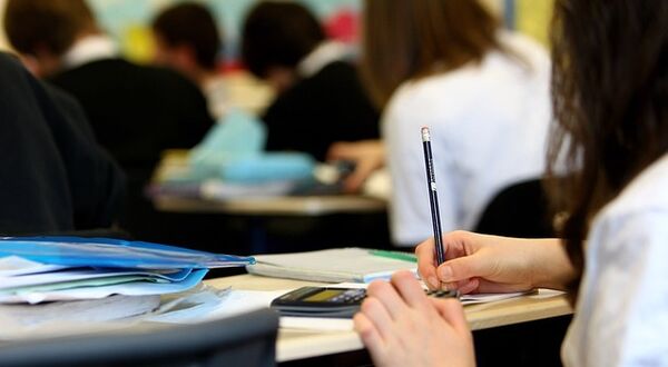 Assured mobile connectivity in educational establishments makes them smarter and safer