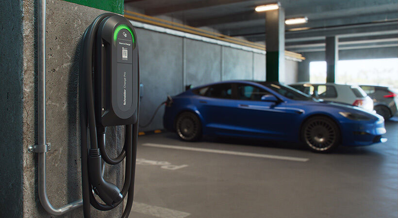 Schneider Electric simplifies commercial EV charging with new Charge Pro for the U.S.